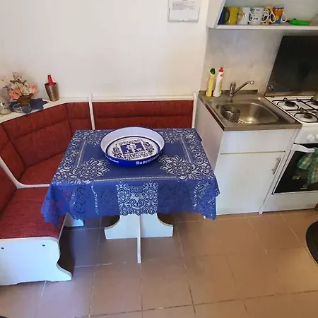 Szalai דירה שיופוק